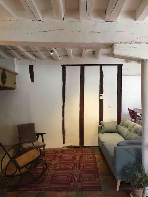Grande Maison A Semur En Plein Coeur Historique Exterior foto